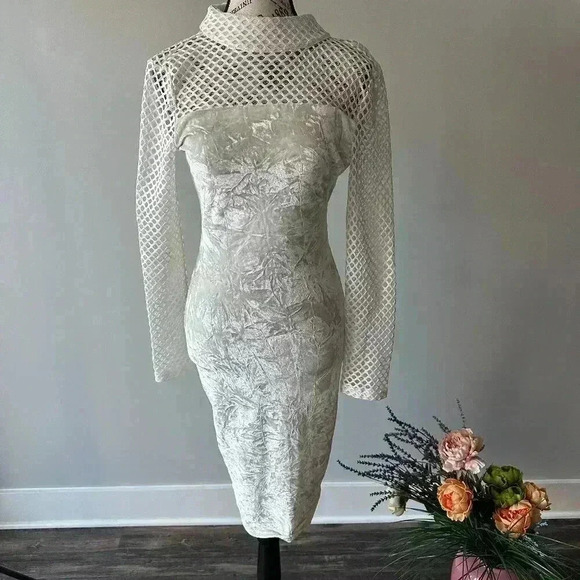 White Velvet Textured Midi Dress with Mesh Long Sleeves - Women's Size M - Picture 1 of 2